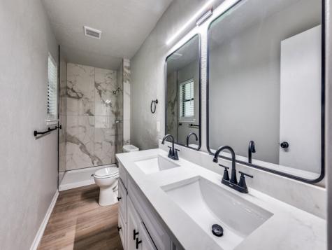 5402 Holly Trail Arlington TX 76016