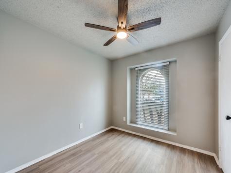 5402 Holly Trail Arlington TX 76016
