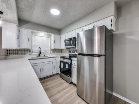 5402 Holly Trail Arlington TX 76016