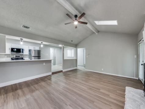 5402 Holly Trail Arlington TX 76016