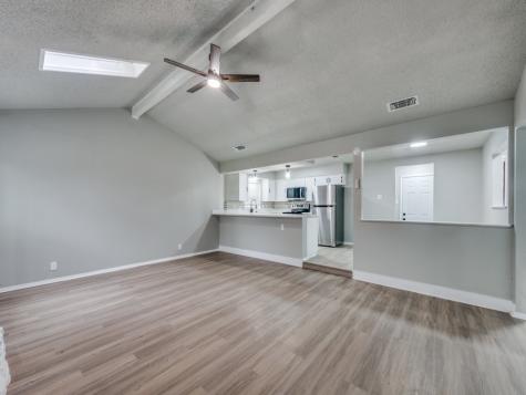 5402 Holly Trail Arlington TX 76016