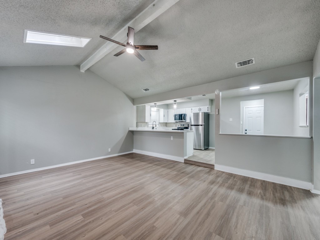 5402 Holly Trail Arlington TX 76016
