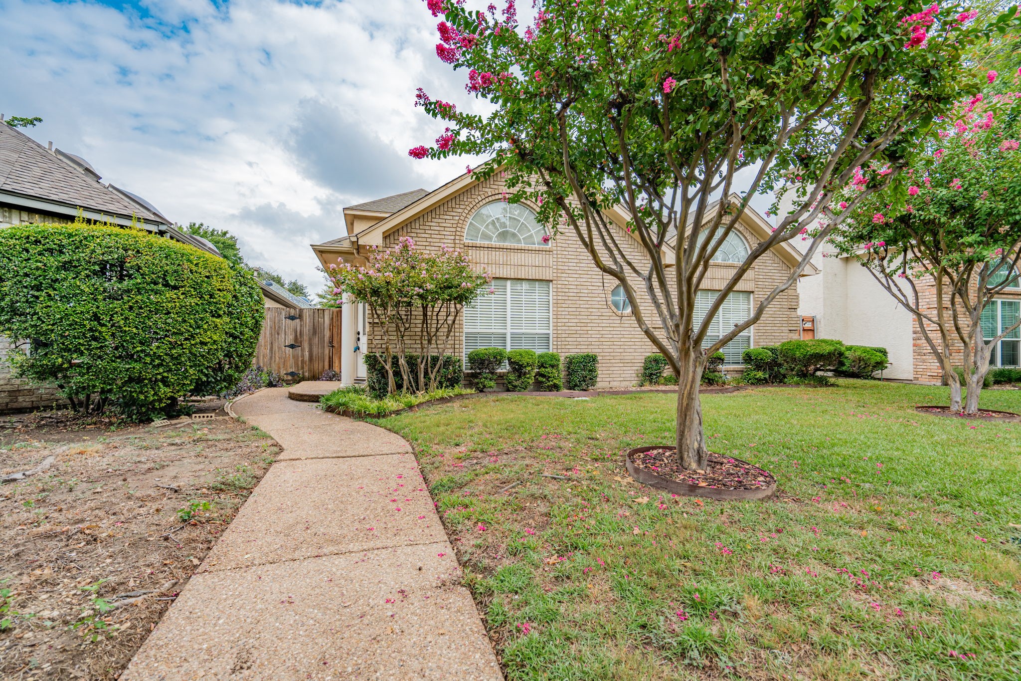4357 Timberglen Road Dallas TX 75287