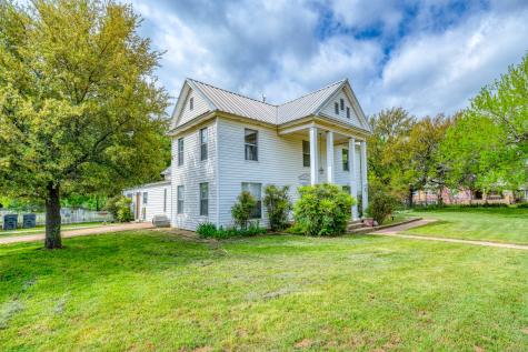 504 E Housley Street Strawn TX 76475
