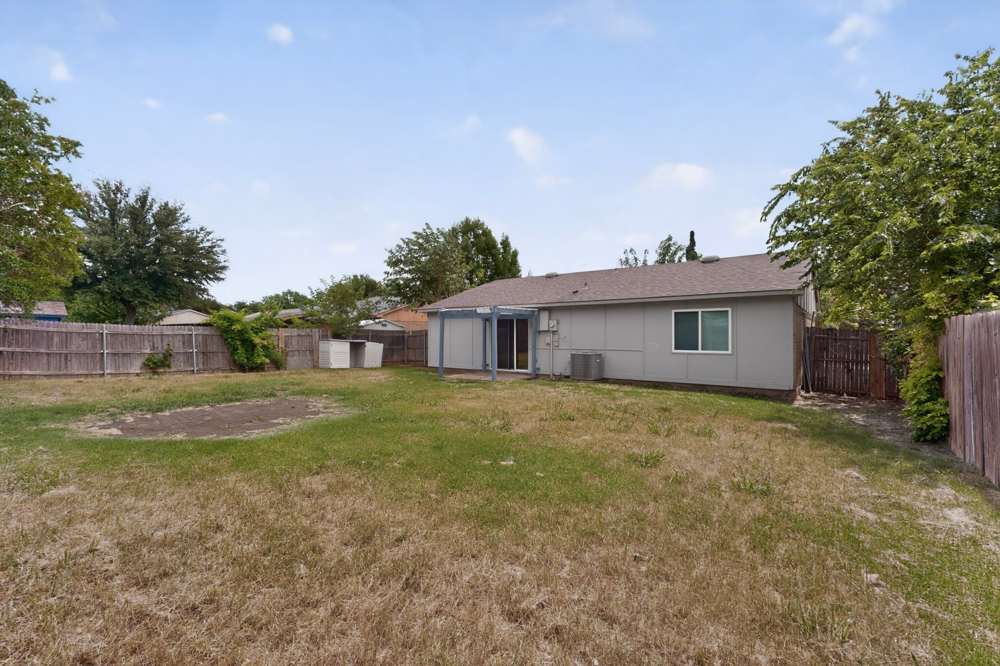 2317 Idlewood Drive Arlington TX 76014