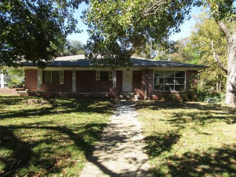 301 Walnut Street Terrell TX 75160