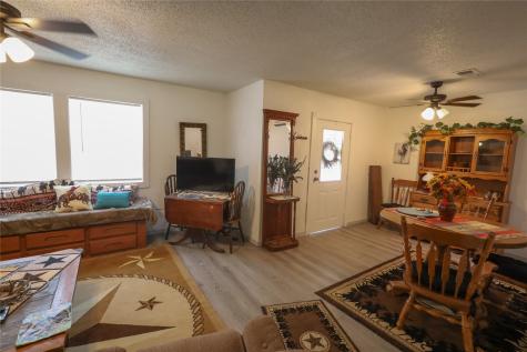 4240 Cheyenne Drive May TX 76857