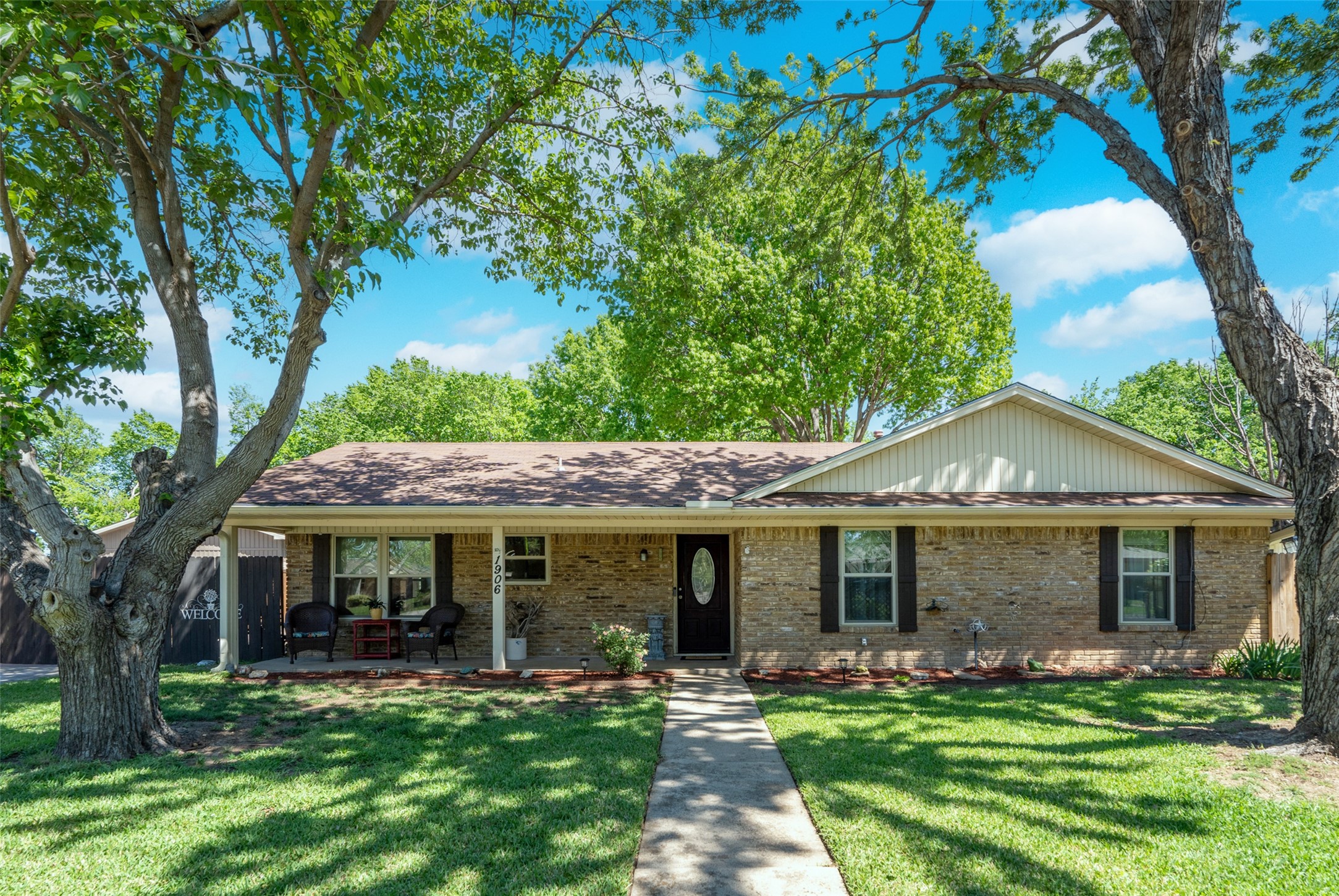 1906 Spring Valley Drive Denton TX 76208