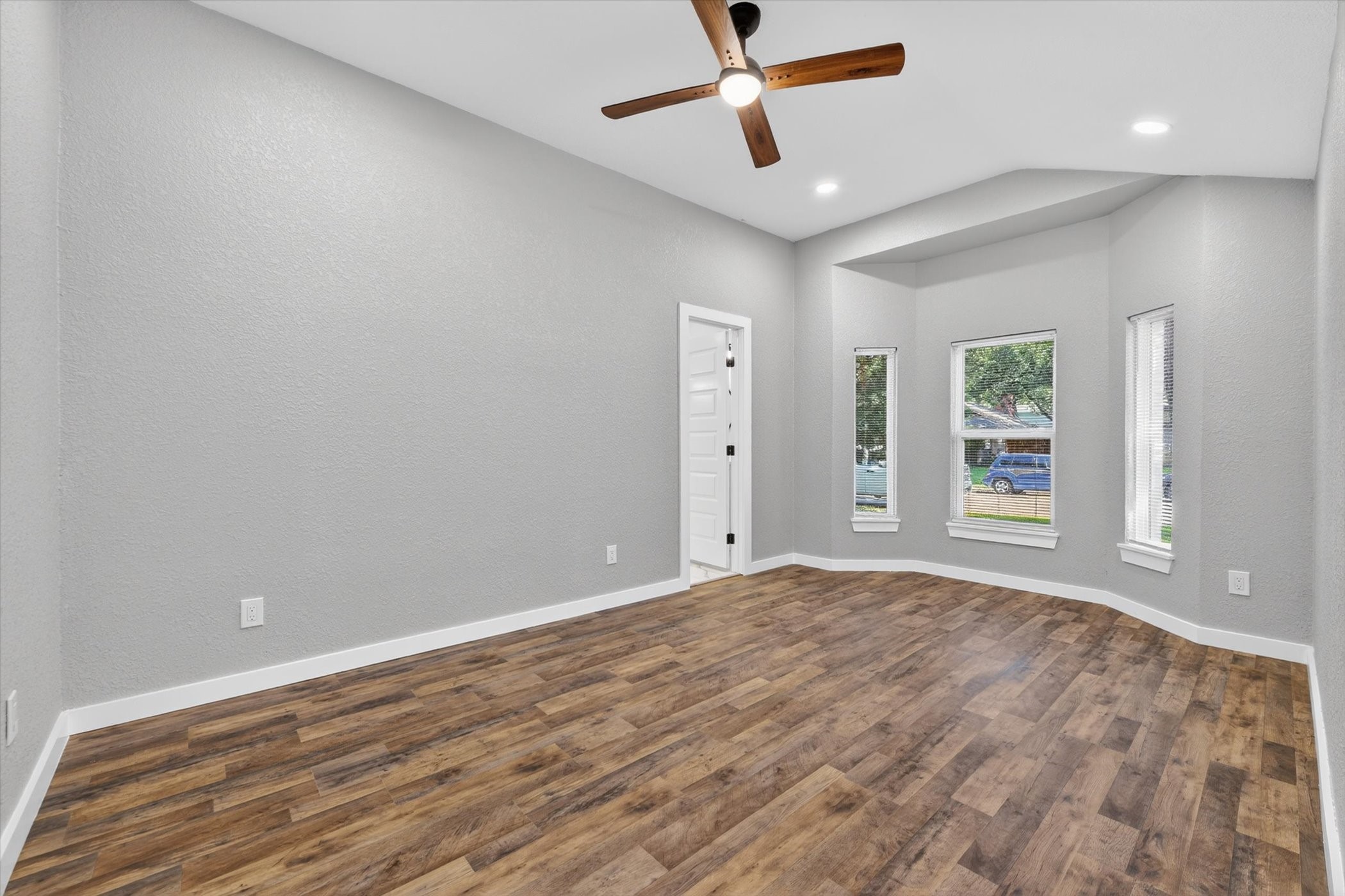 11814 Sunrise Drive Balch Springs TX 75180