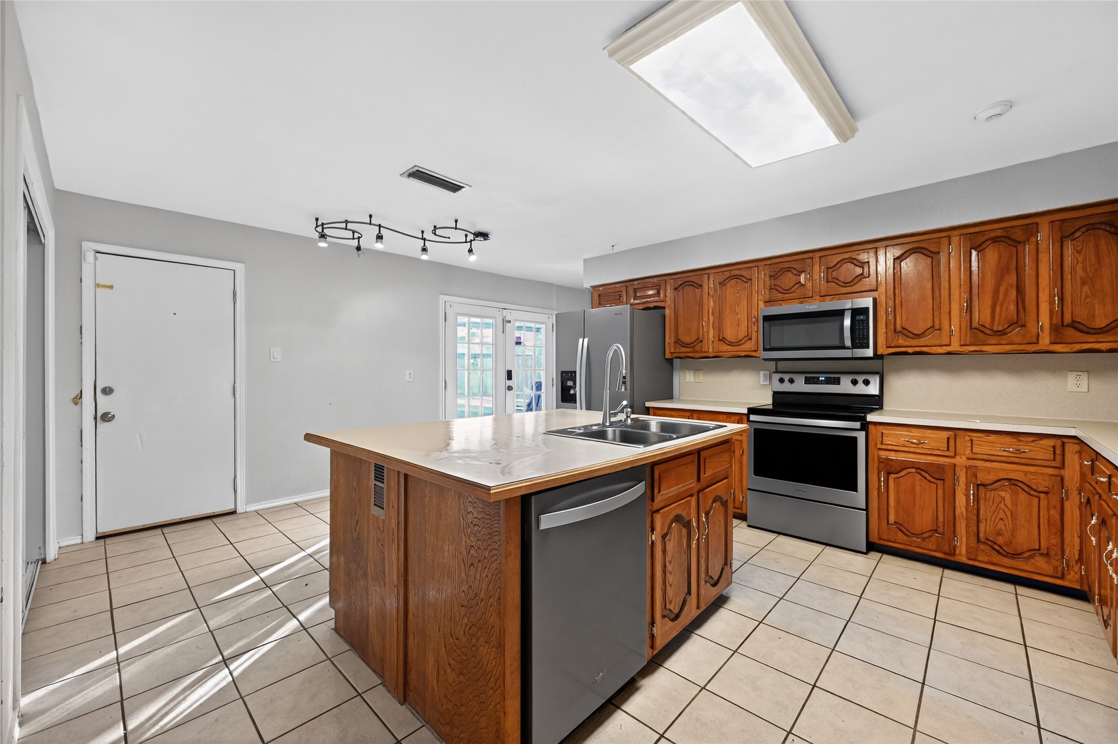 2704 Parkhaven Drive Plano TX 75075