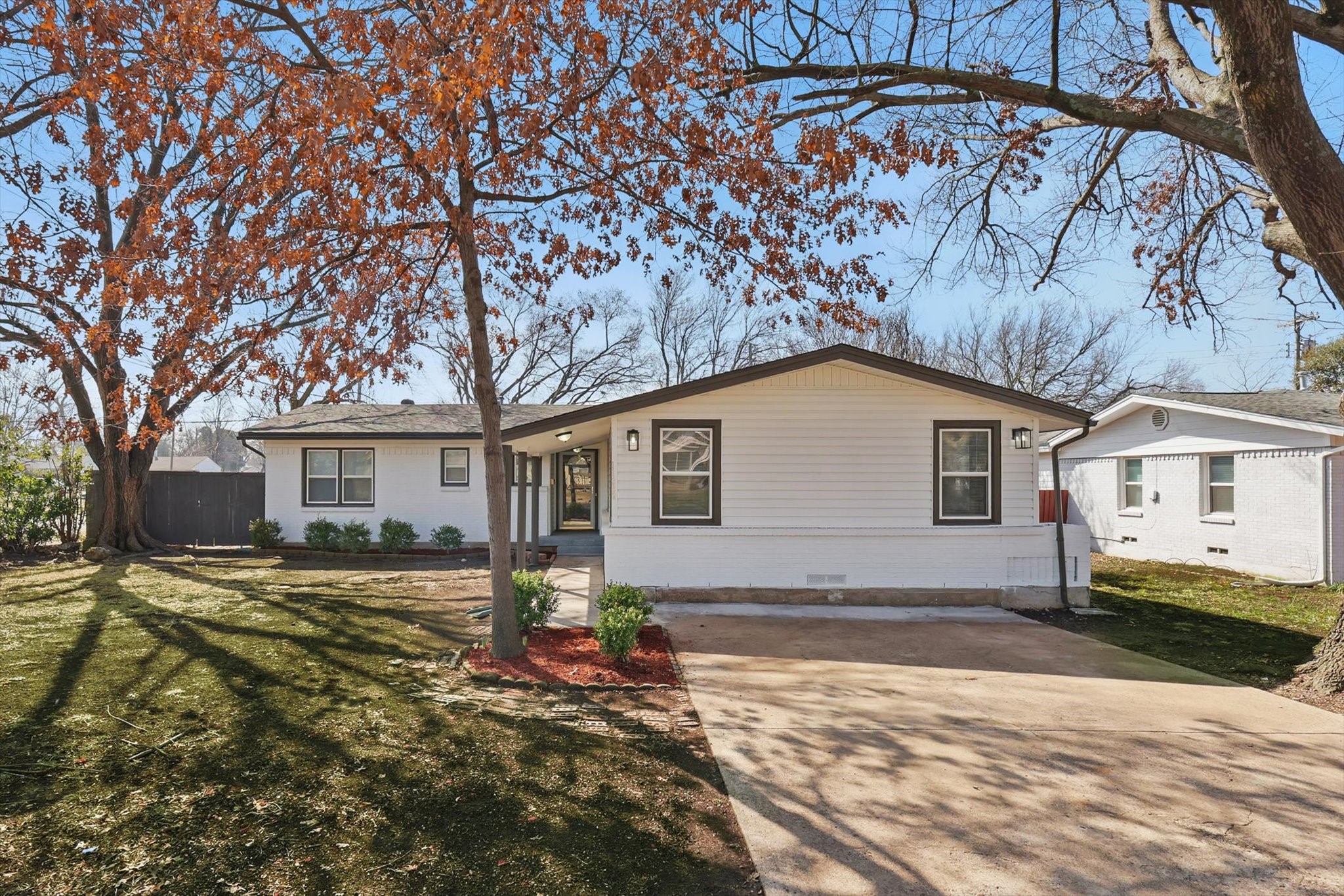 11382 Rupley Lane Dallas TX 75218