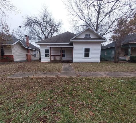1328 W Woodard Street Denison TX 75020