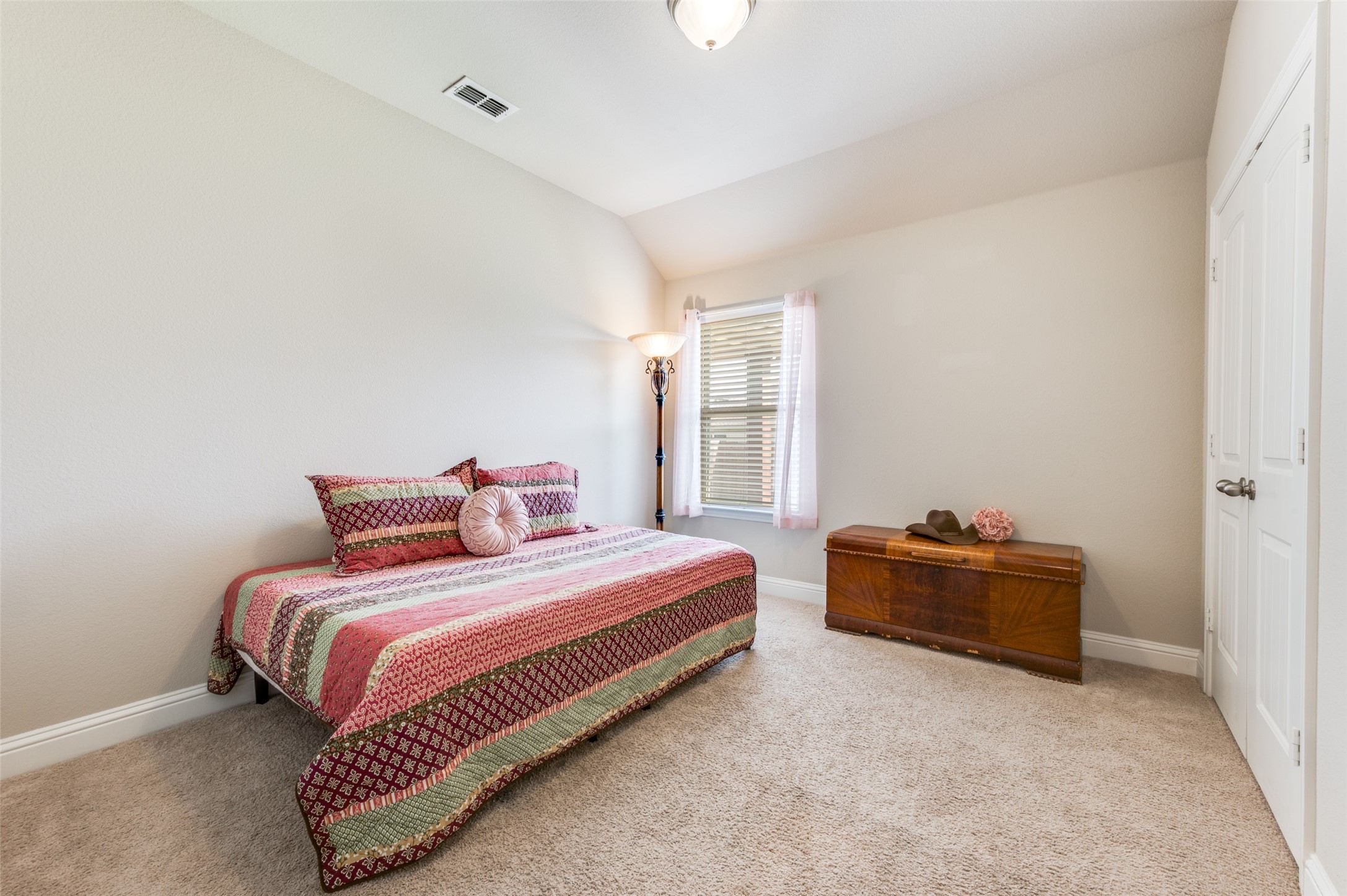 1904 Alton Way Aubrey TX 76227
