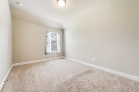 1904 Alton Way Aubrey TX 76227
