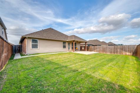 1904 Alton Way Aubrey TX 76227