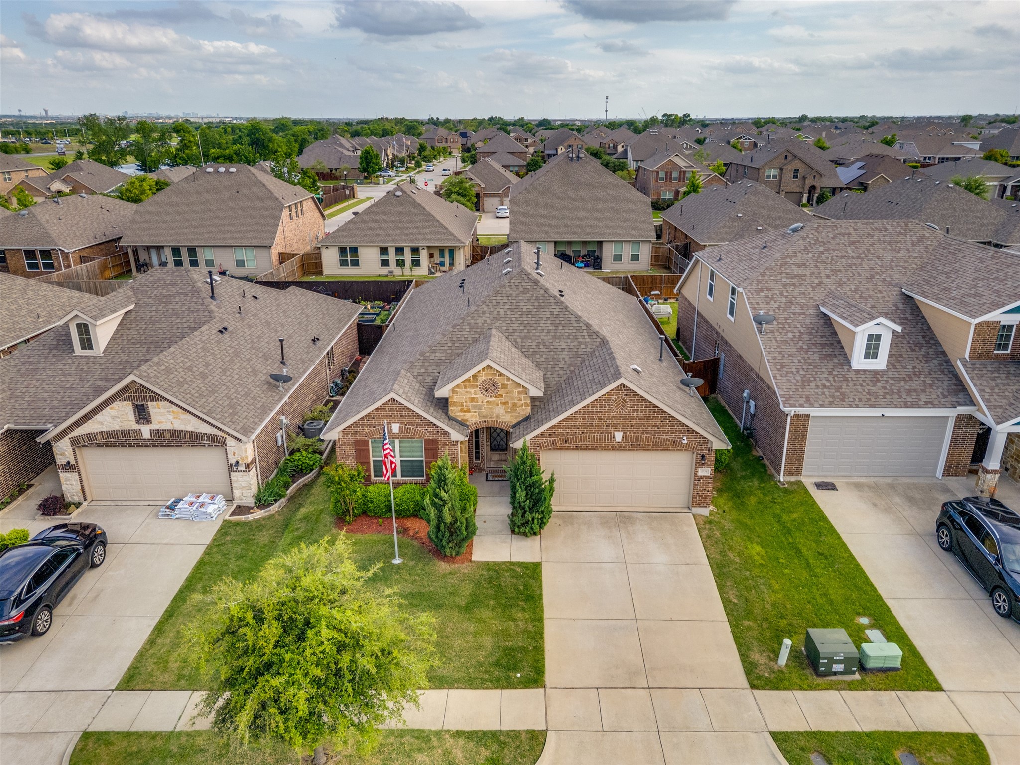 1904 Alton Way Aubrey TX 76227