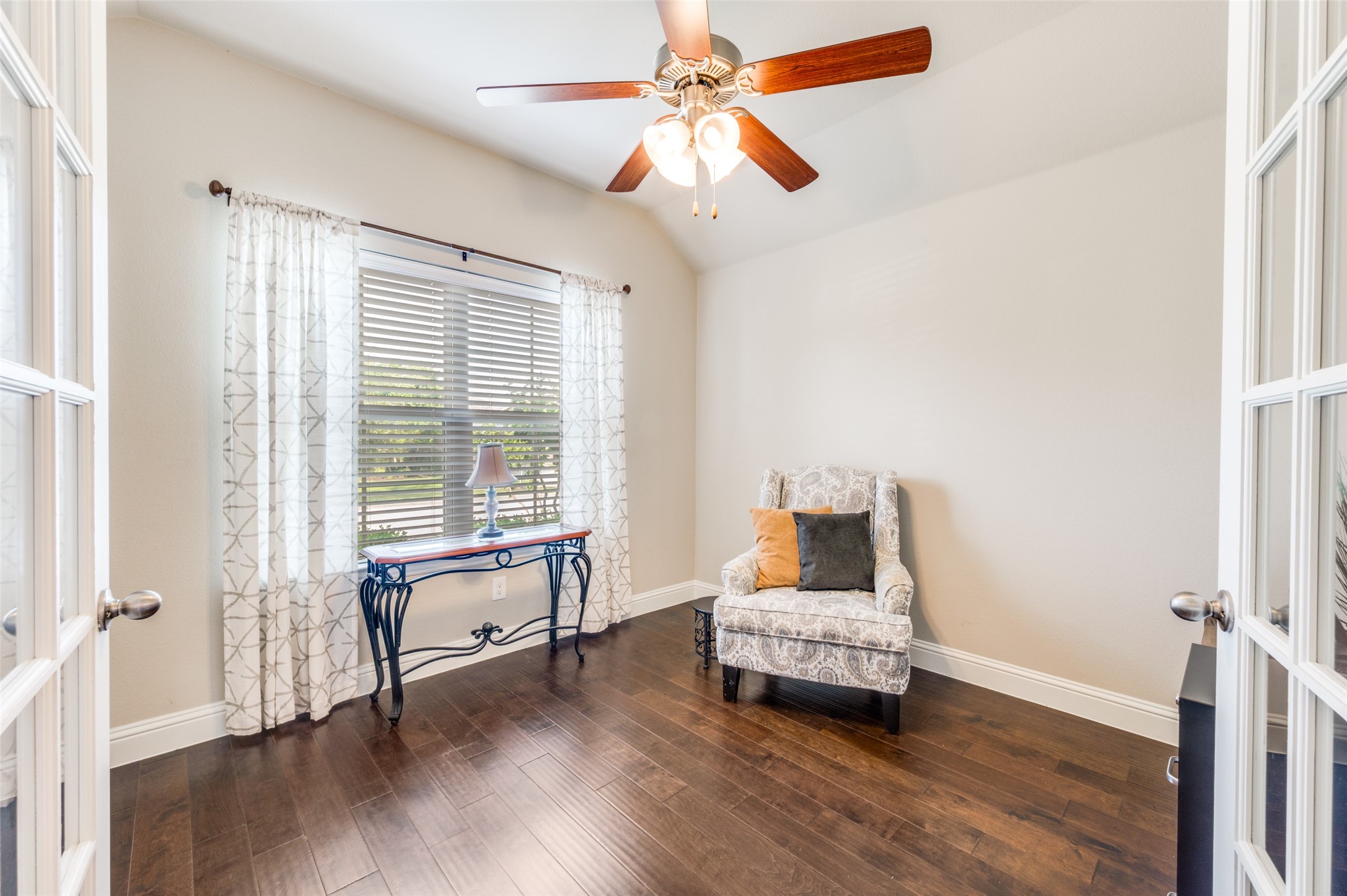 1904 Alton Way Aubrey TX 76227