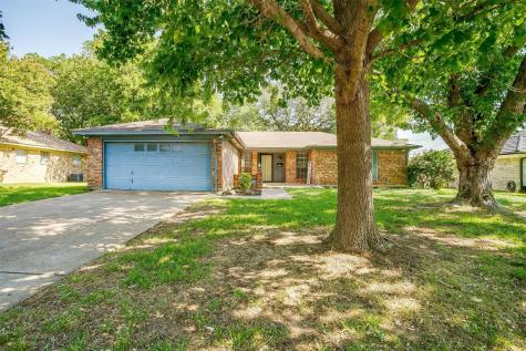 3204 Denbury Drive Fort Worth TX 76133
