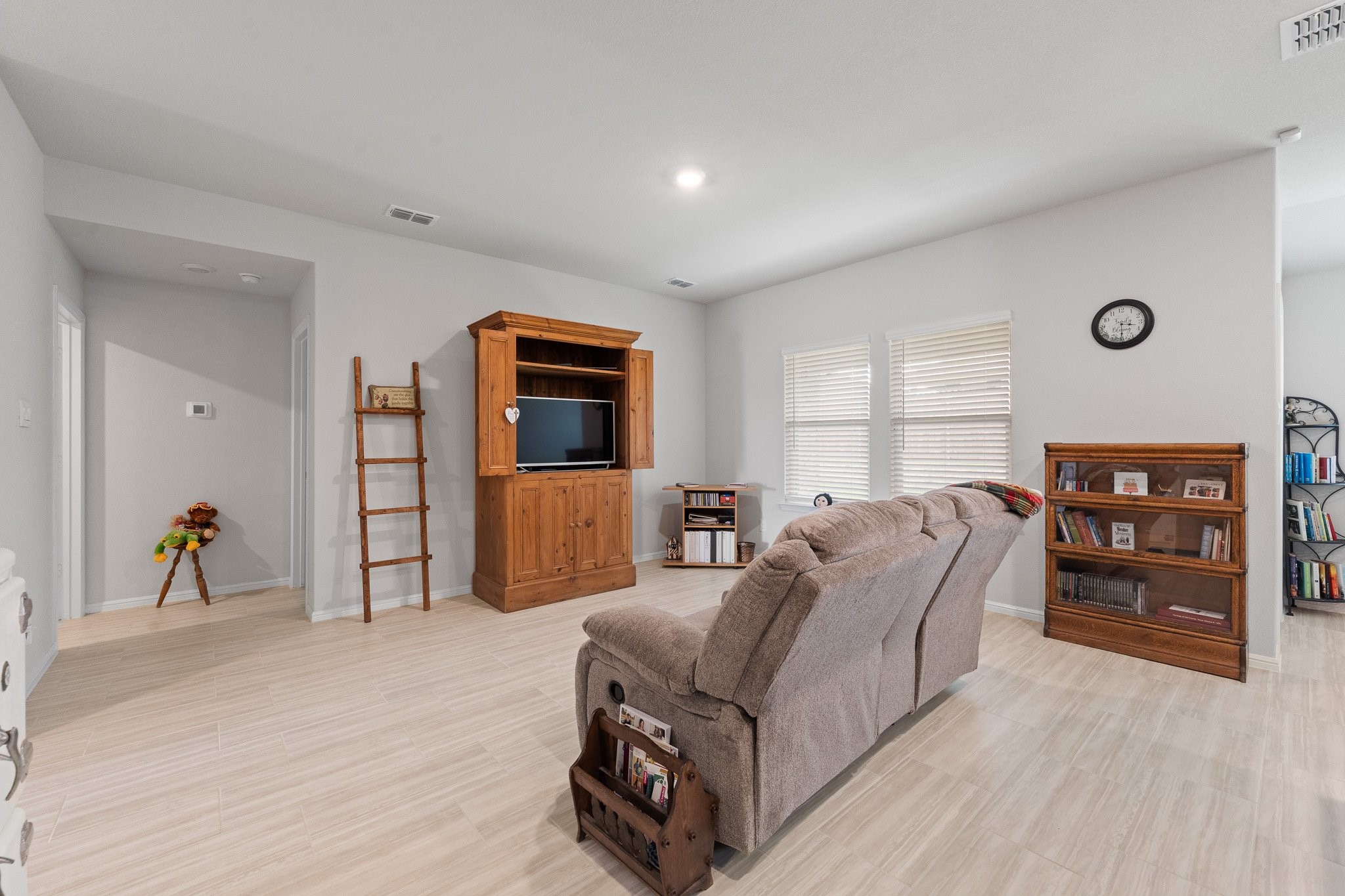 313 Crestridge Drive N Cleburne TX 76033