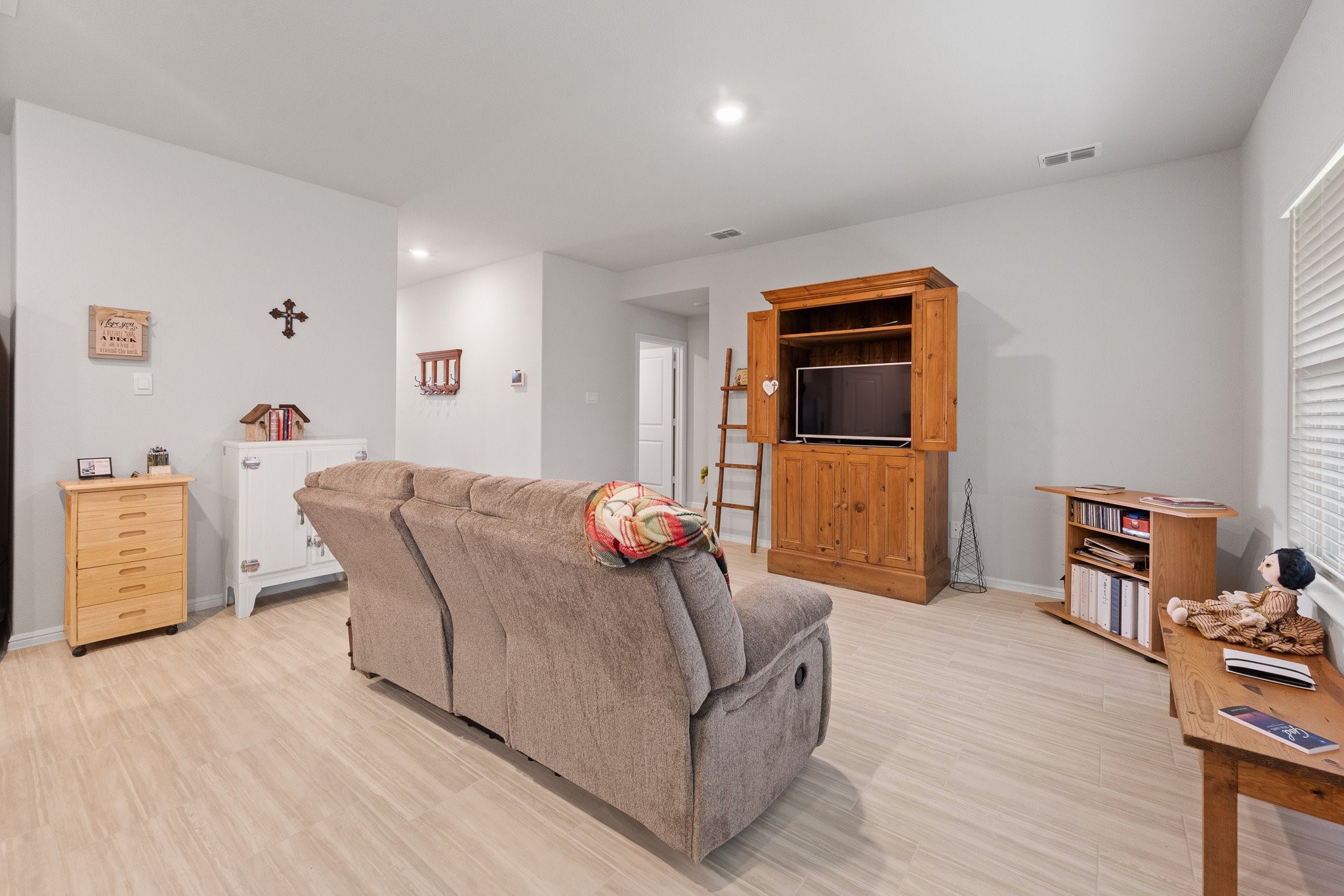 313 Crestridge Drive N Cleburne TX 76033