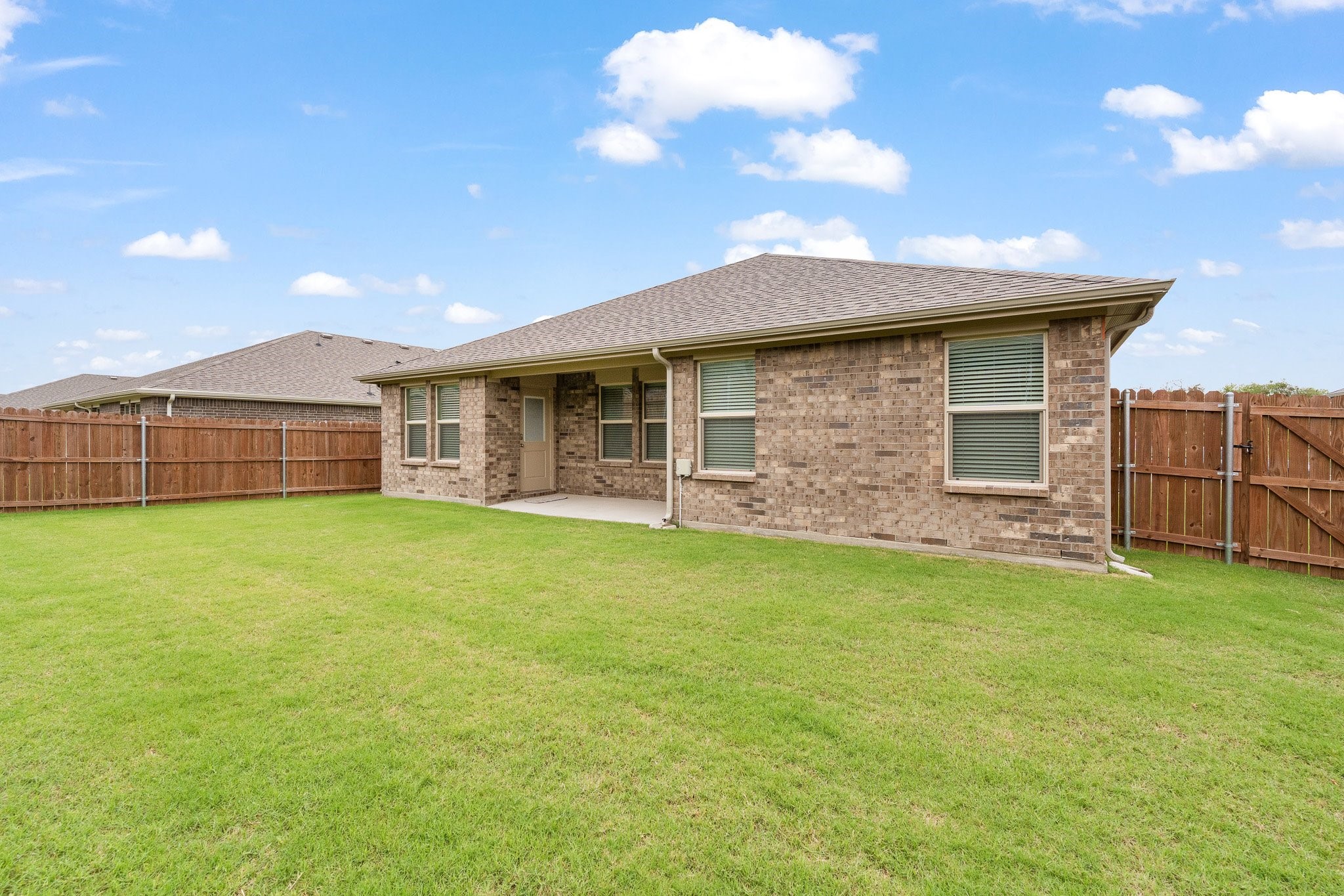 313 Crestridge Drive N Cleburne TX 76033