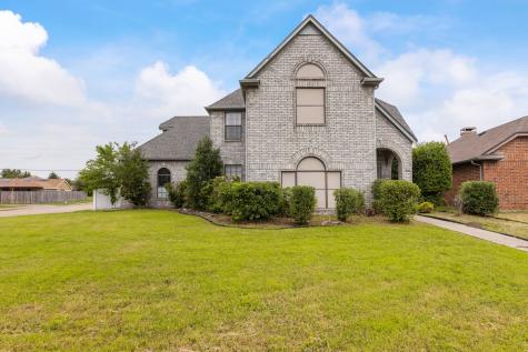 305 Hunters Creek Drive Mesquite TX 75150
