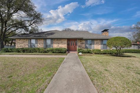 9 Quail Run Street Gainesville TX 76240