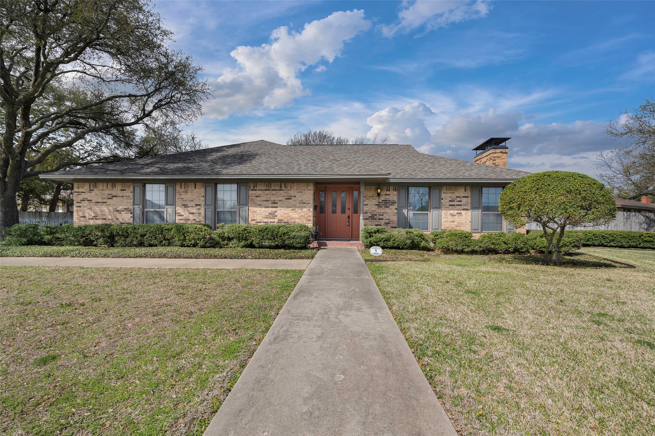 9 Quail Run Street Gainesville TX 76240
