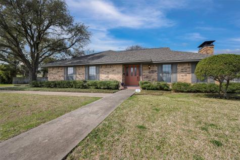 9 Quail Run Street Gainesville TX 76240