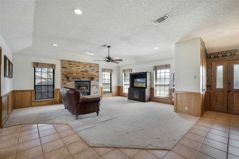 9 Quail Run Street Gainesville TX 76240
