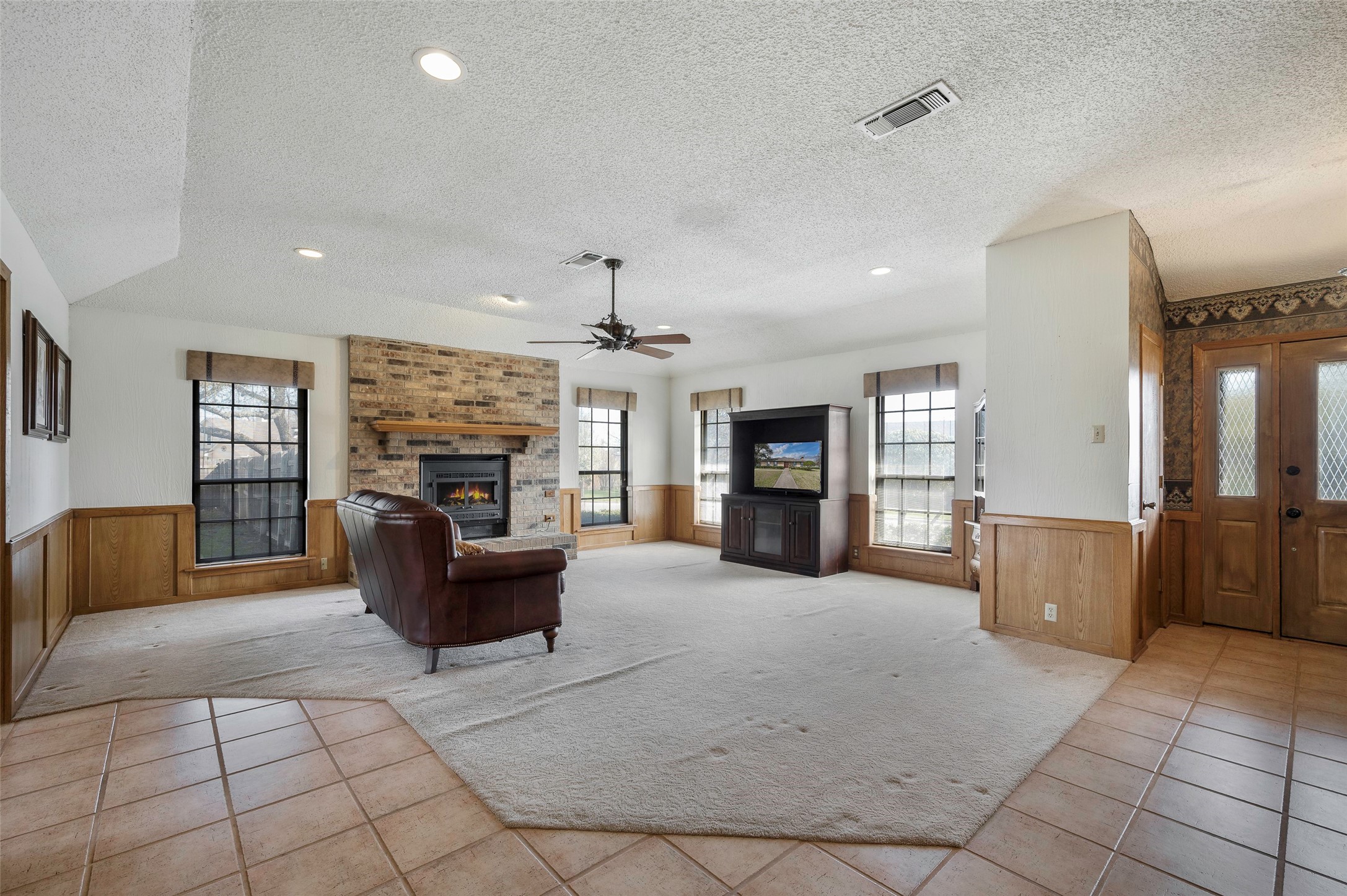 9 Quail Run Street Gainesville TX 76240
