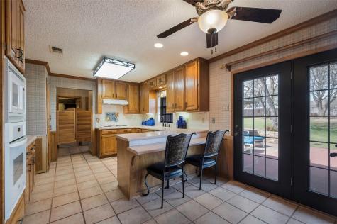 9 Quail Run Street Gainesville TX 76240