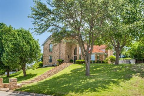 16 Thornhill Road Benbrook TX 76132