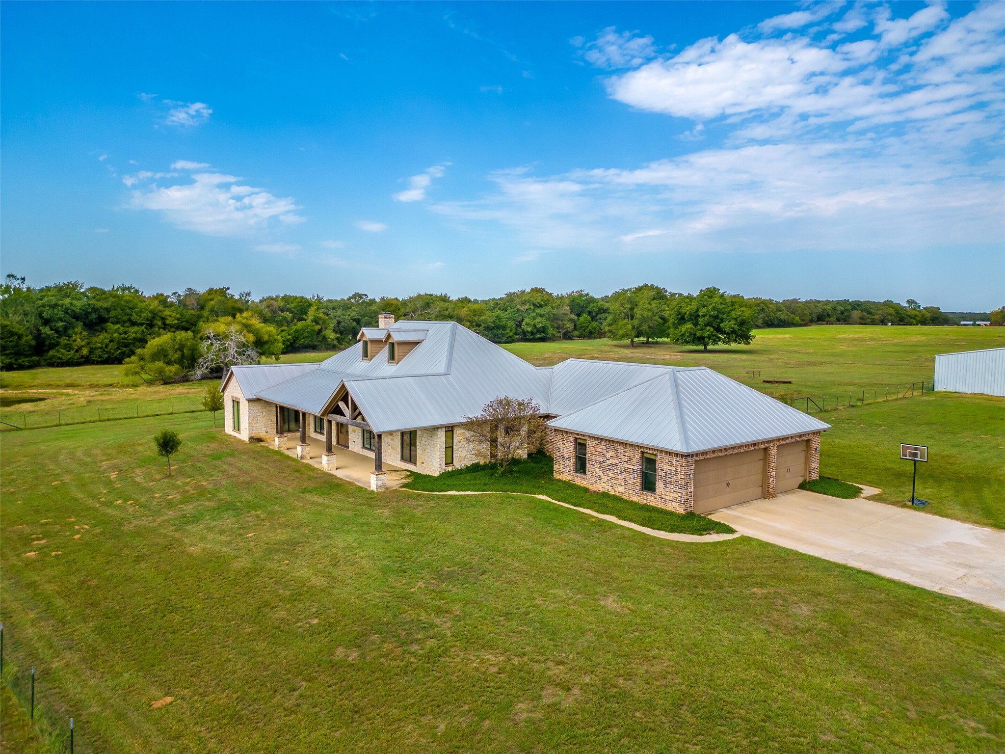 453 Tower Road Valley View TX 76272