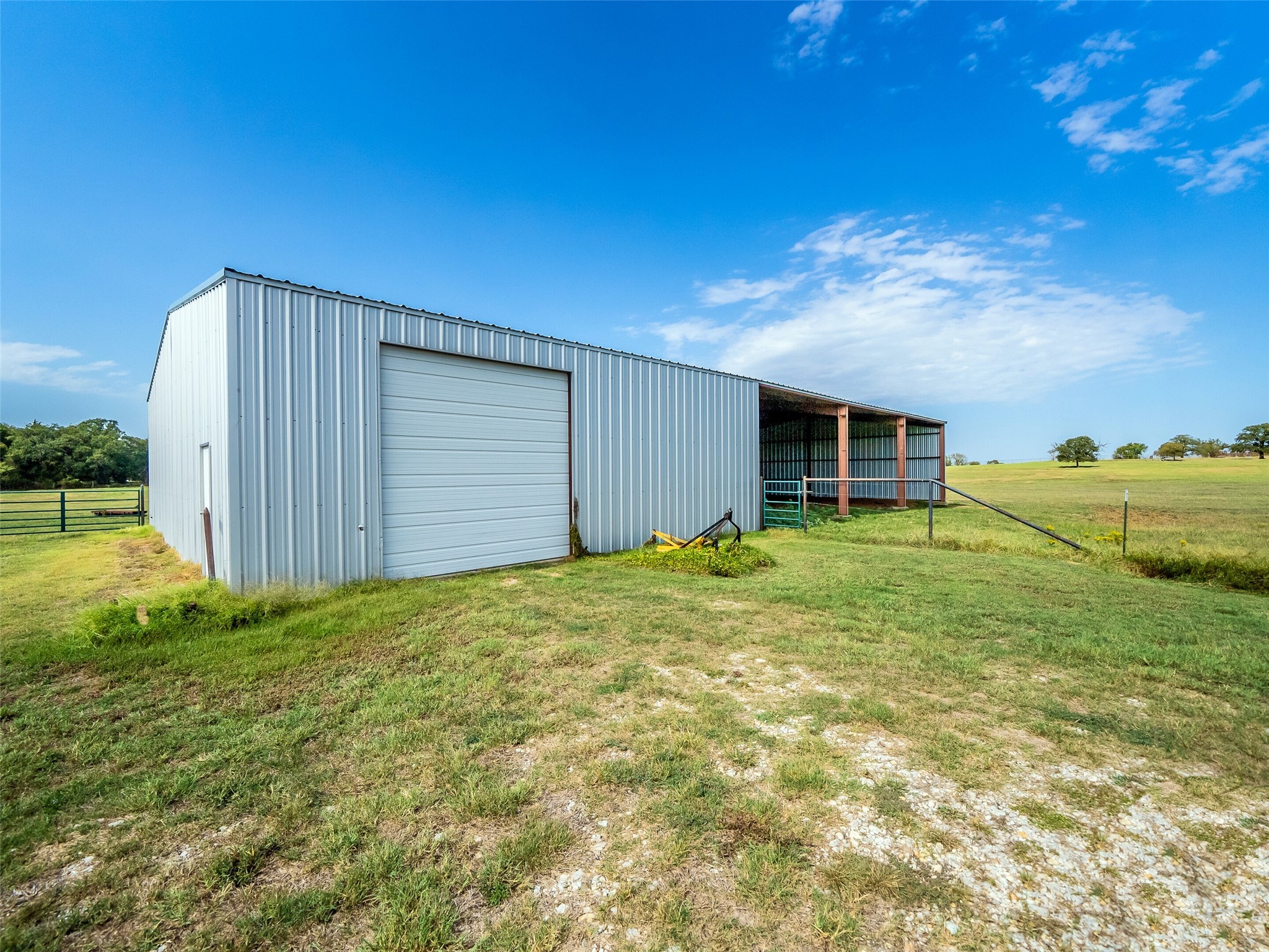 453 Tower Road Valley View TX 76272