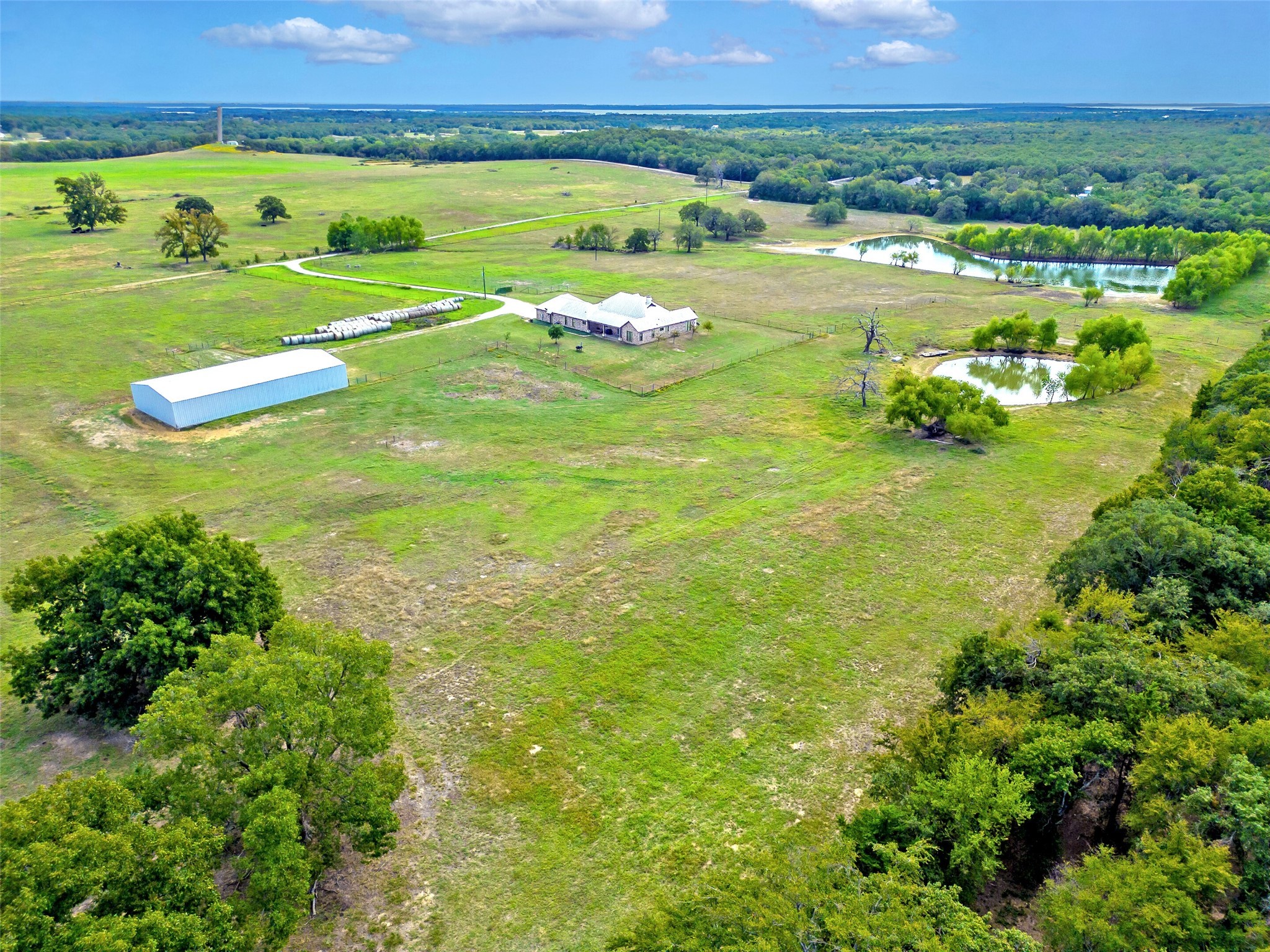 453 Tower Road Valley View TX 76272