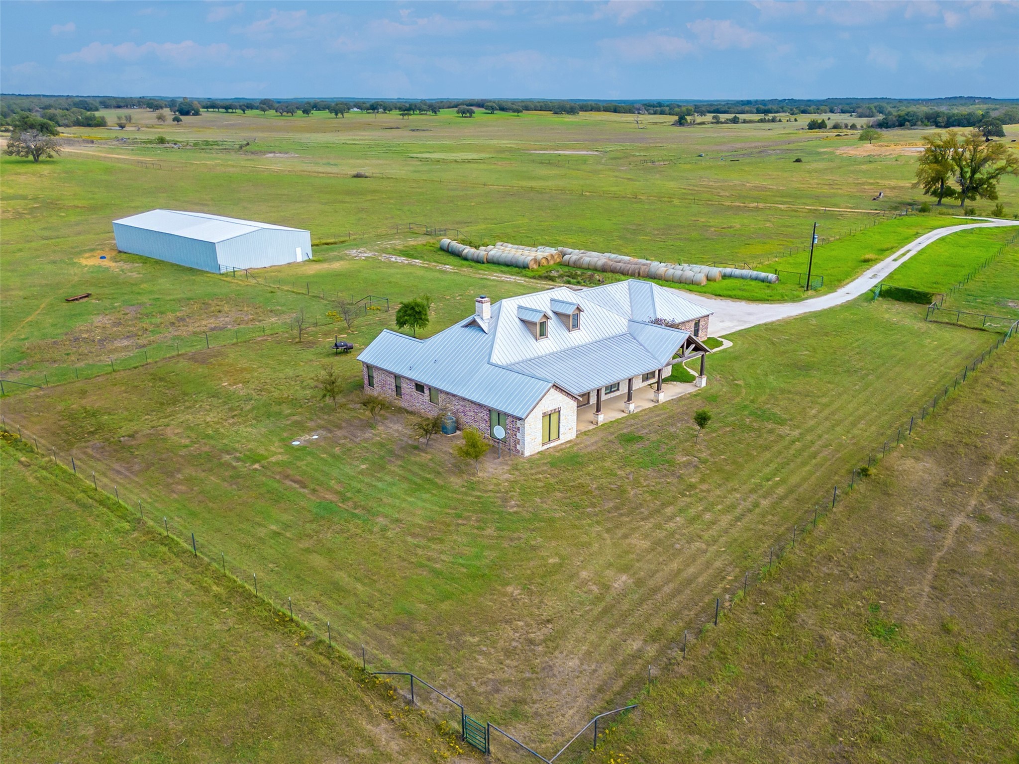 453 Tower Road Valley View TX 76272