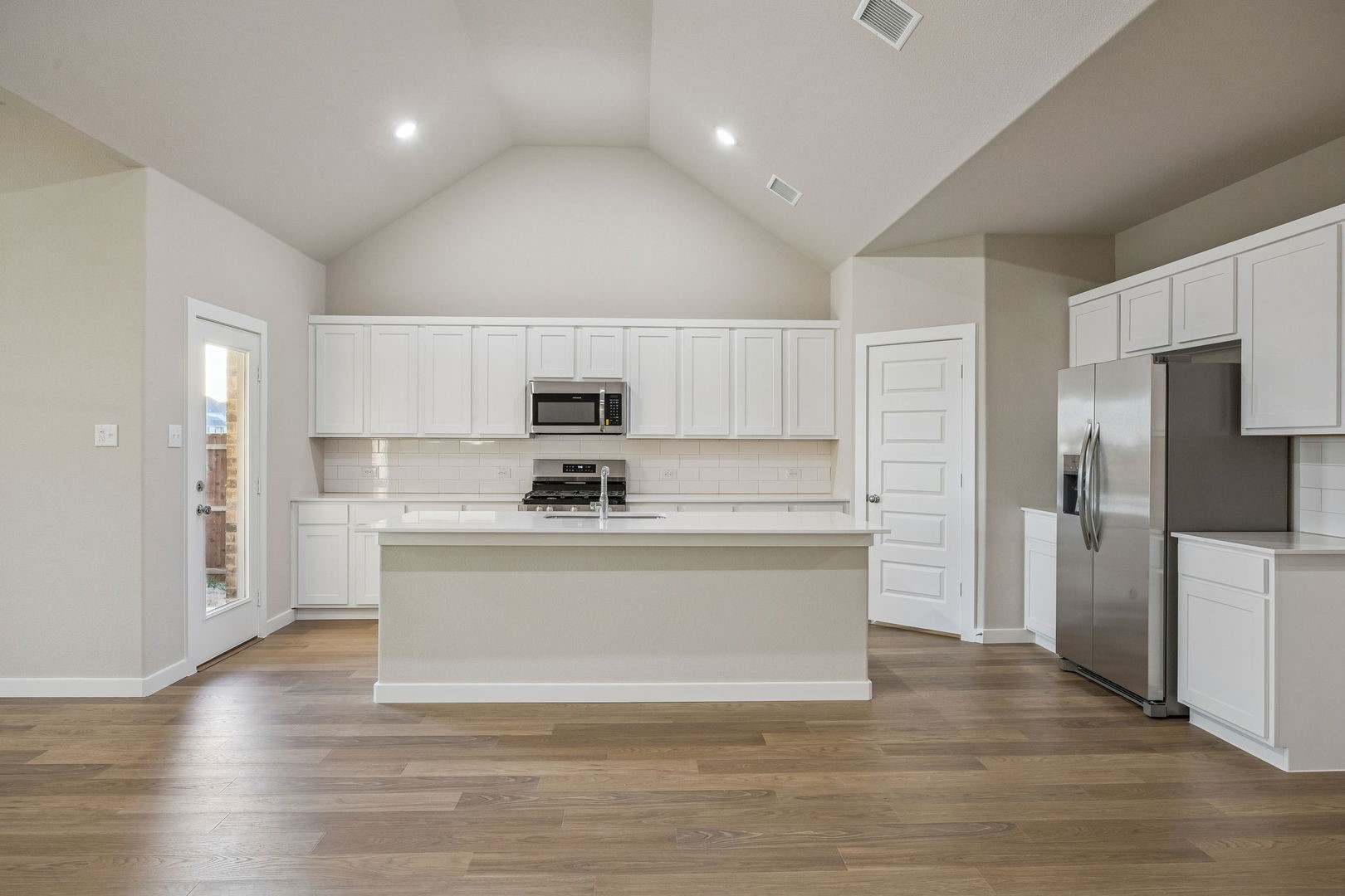 493 Hocking Hills Drive Waxahachie TX 75165