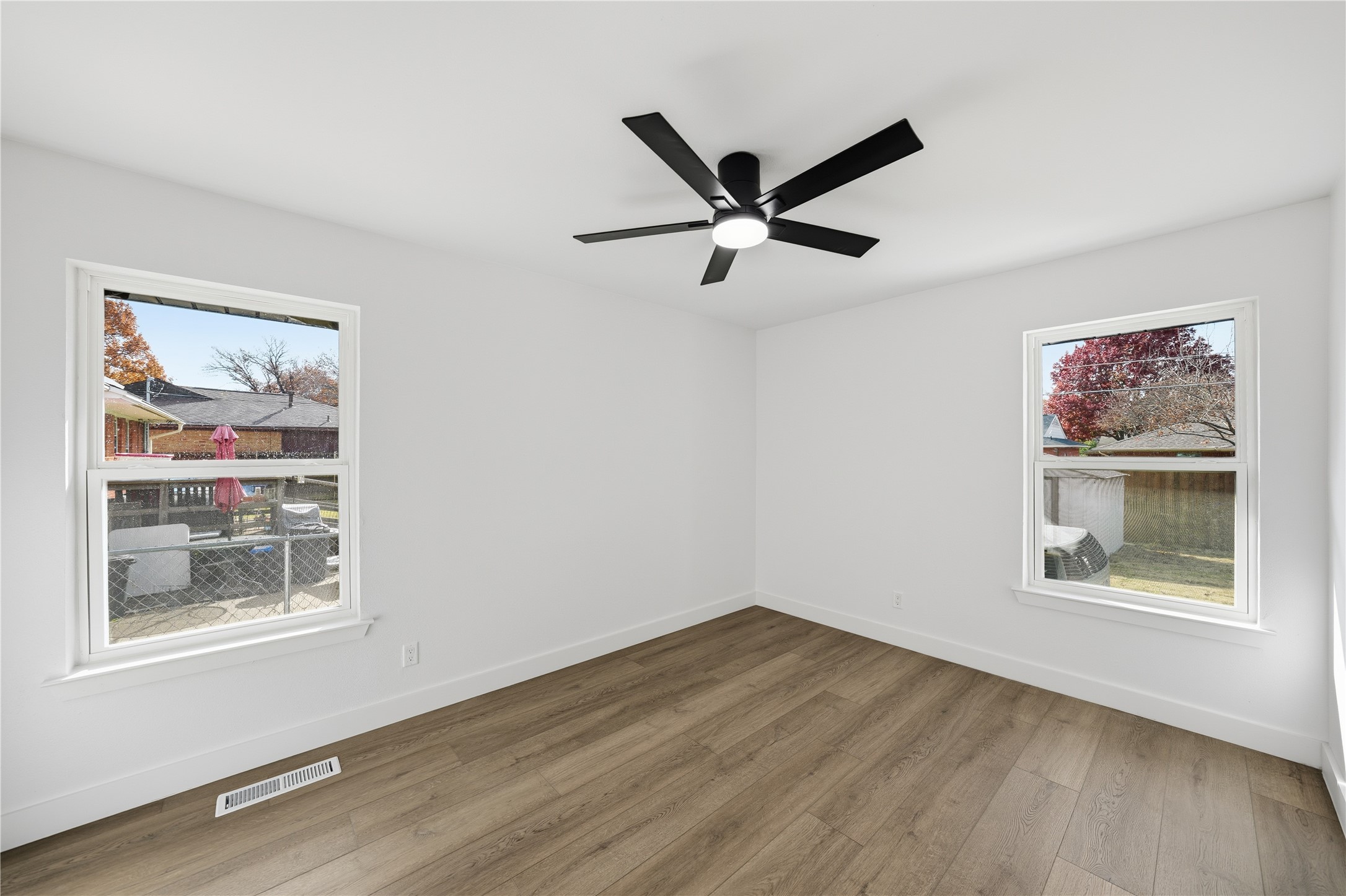 11743 Neering Drive Dallas TX 75218