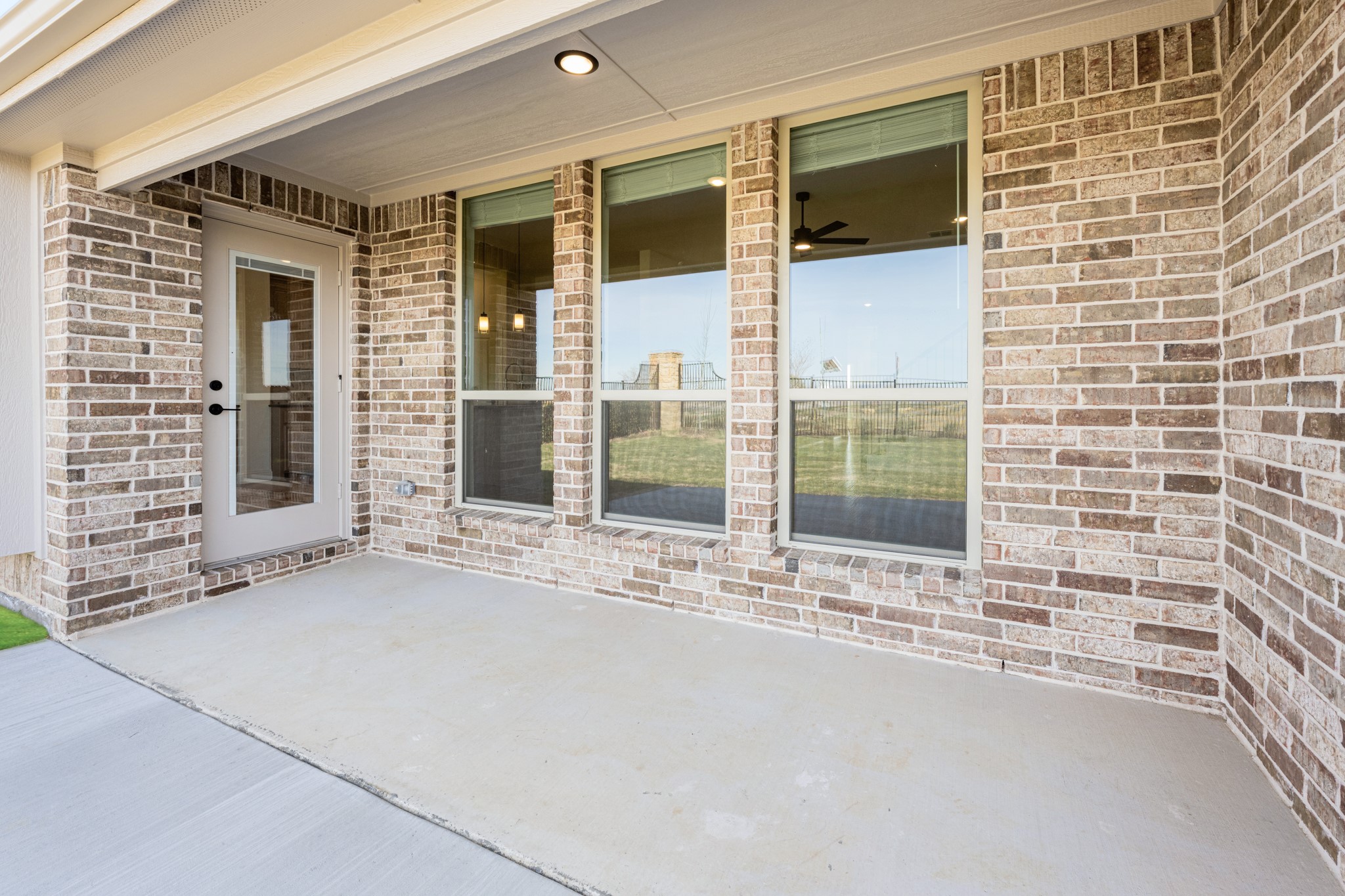 1143 Dove Haven Drive Justin TX 76247