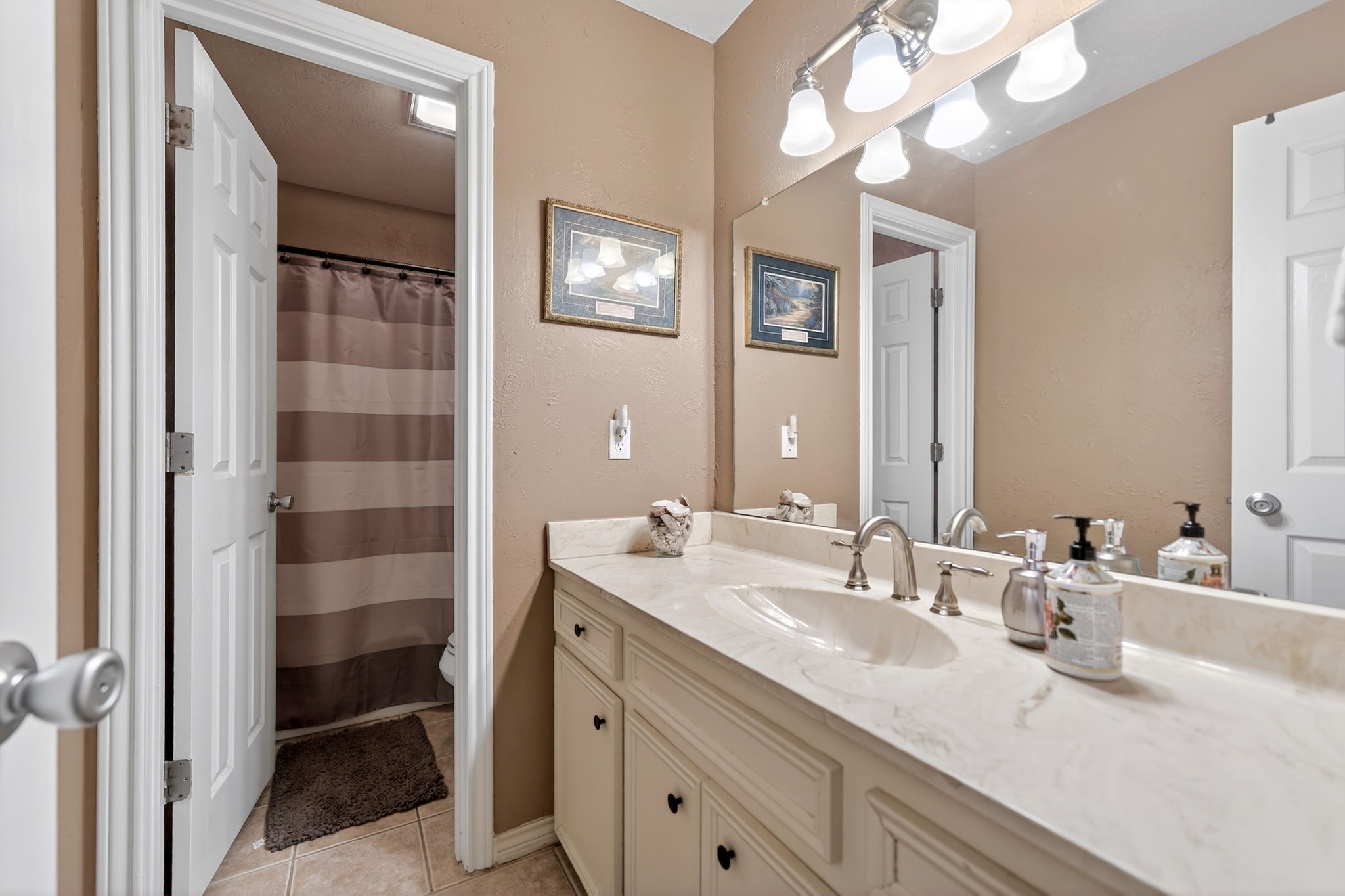 102 Royal Oaks Drive Greenville TX 75402