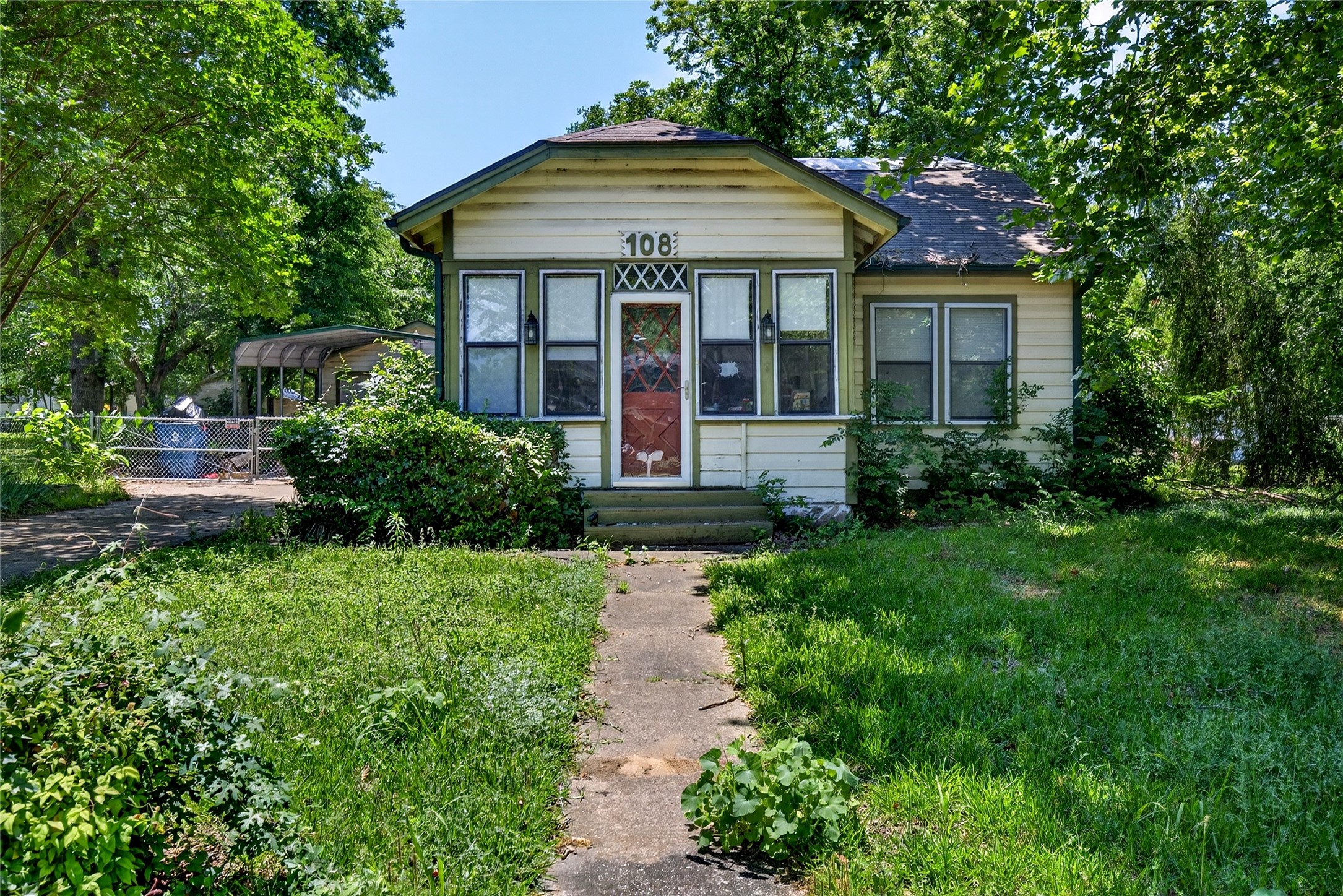 108 Woodland Street Malakoff TX 75148