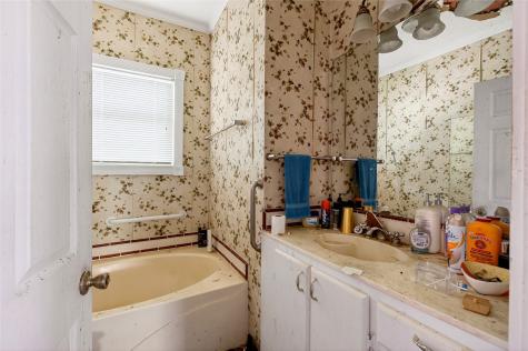 108 Woodland Street Malakoff TX 75148