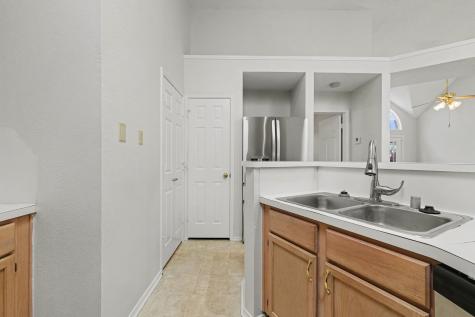 6921 Hominy Ridge Rowlett TX 75089