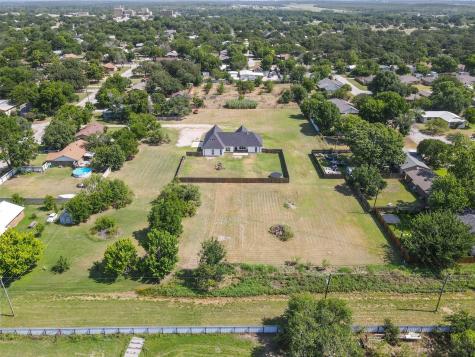 1018 S Bassett Street Eastland TX 76448