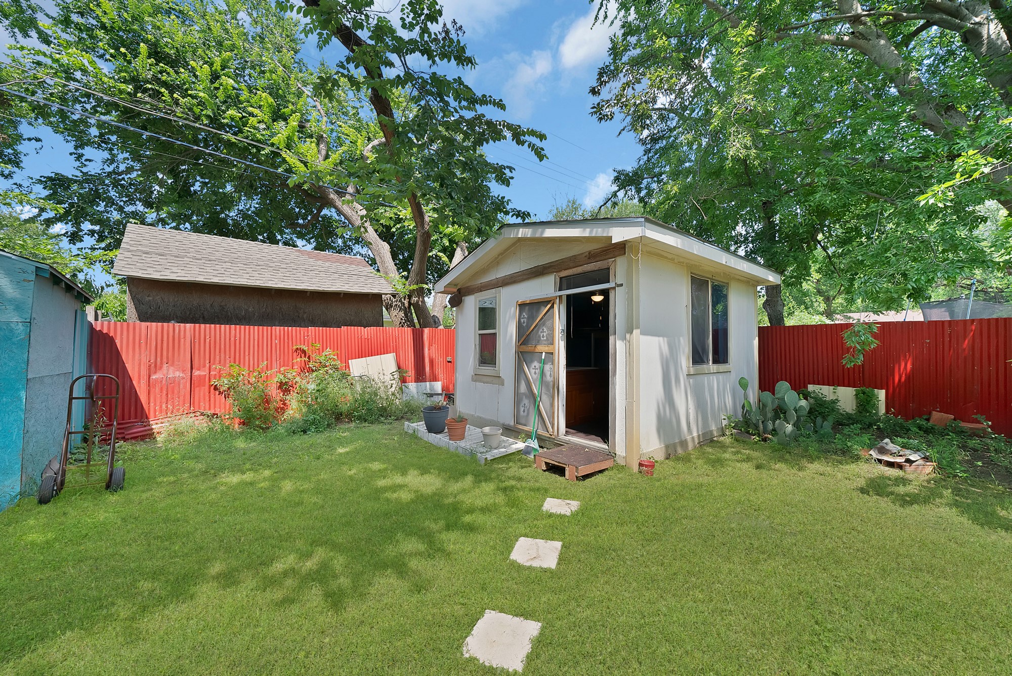 605 Biggs Terrace Arlington TX 76010