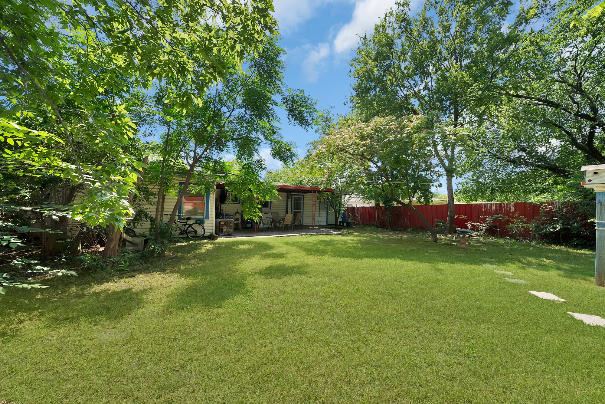 605 Biggs Terrace Arlington TX 76010