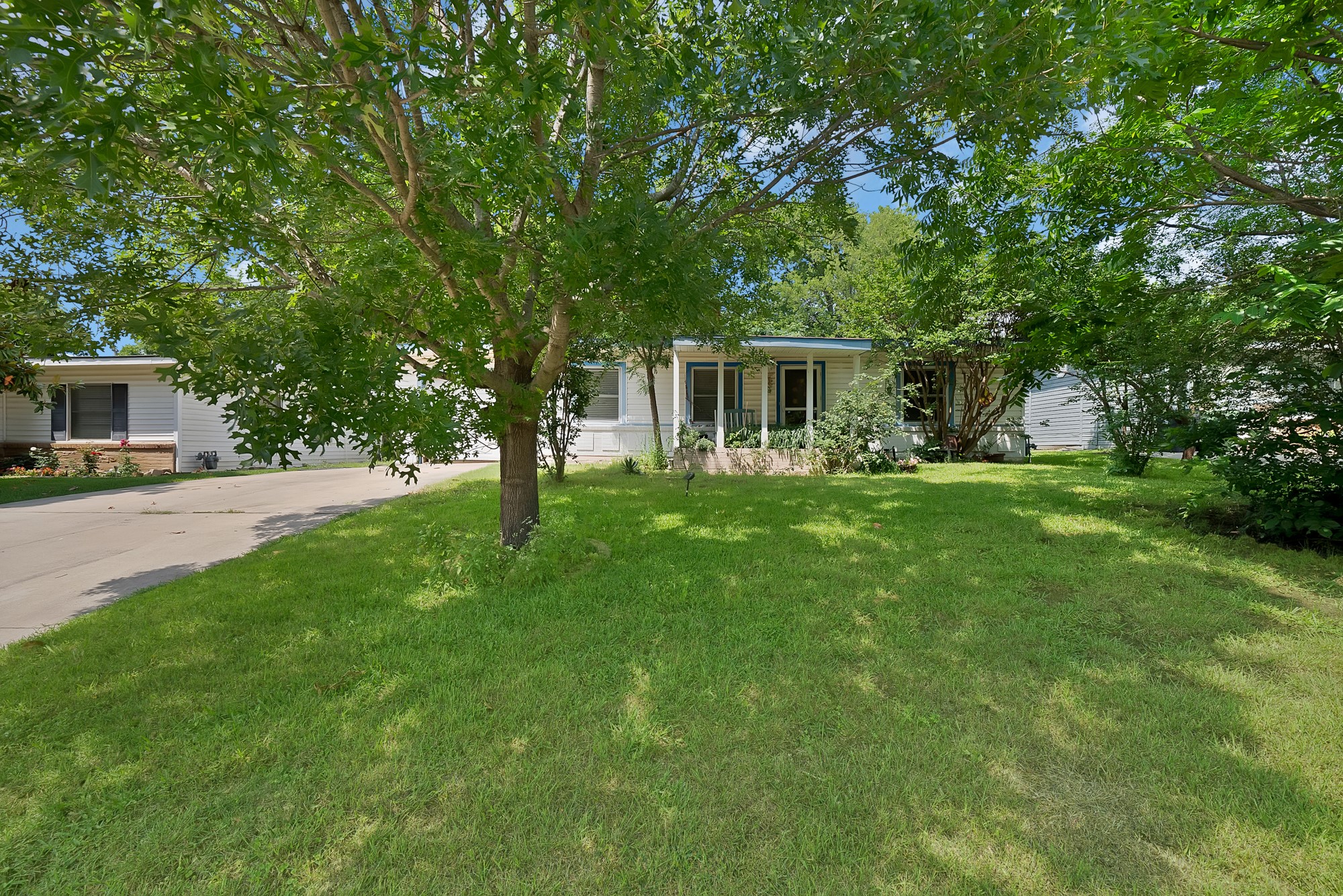605 Biggs Terrace Arlington TX 76010