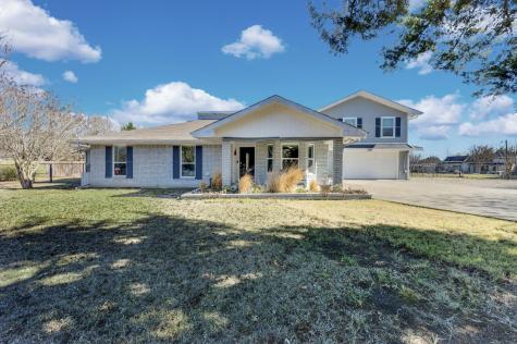 214 Twin Lakes Drive Waxahachie TX 75165