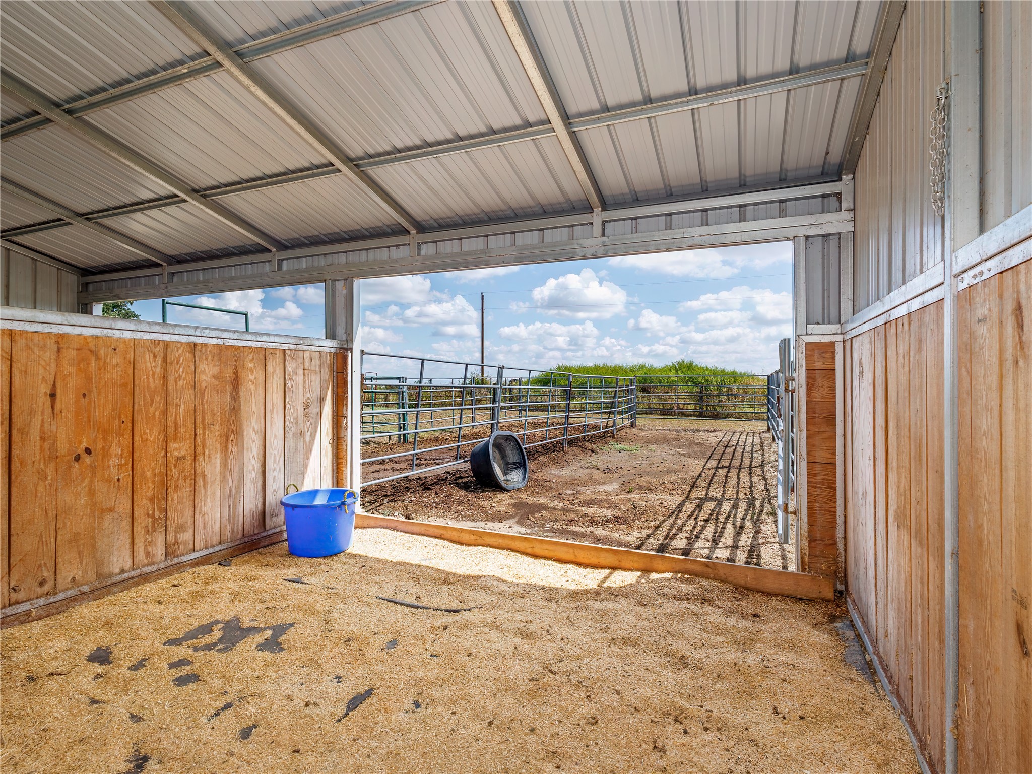 7911 Highway 1689 Sidney TX 76474